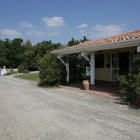 Logis Corintel Bordeaux Est Otel 3*