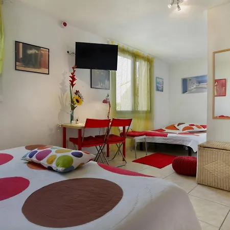 Hotel Logis Corintel Bordeaux Est 3*