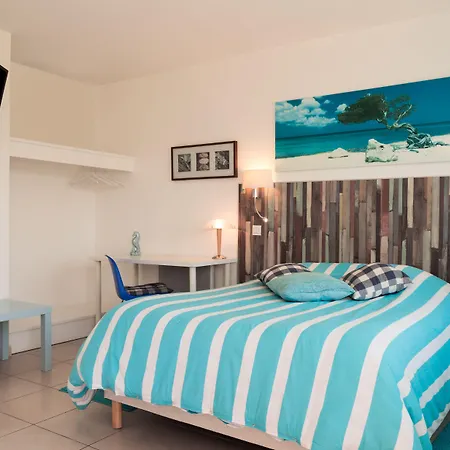 Logis Corintel Bordeaux Est Otel