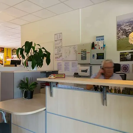 Logis Corintel Bordeaux Est Hotel 3*