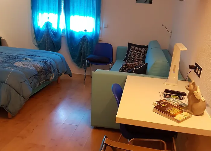 Logis Corintel Bordeaux Est Hotel 3*