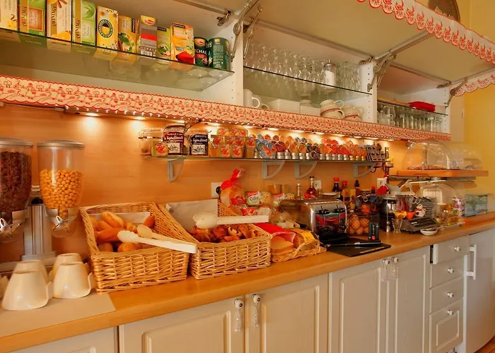 Logis Corintel Bordeaux Est 3* Tresses