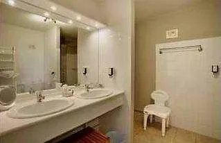 Logis Corintel Bordeaux Est 3*