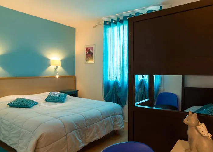 Hotel Logis Corintel Bordeaux Est 3*